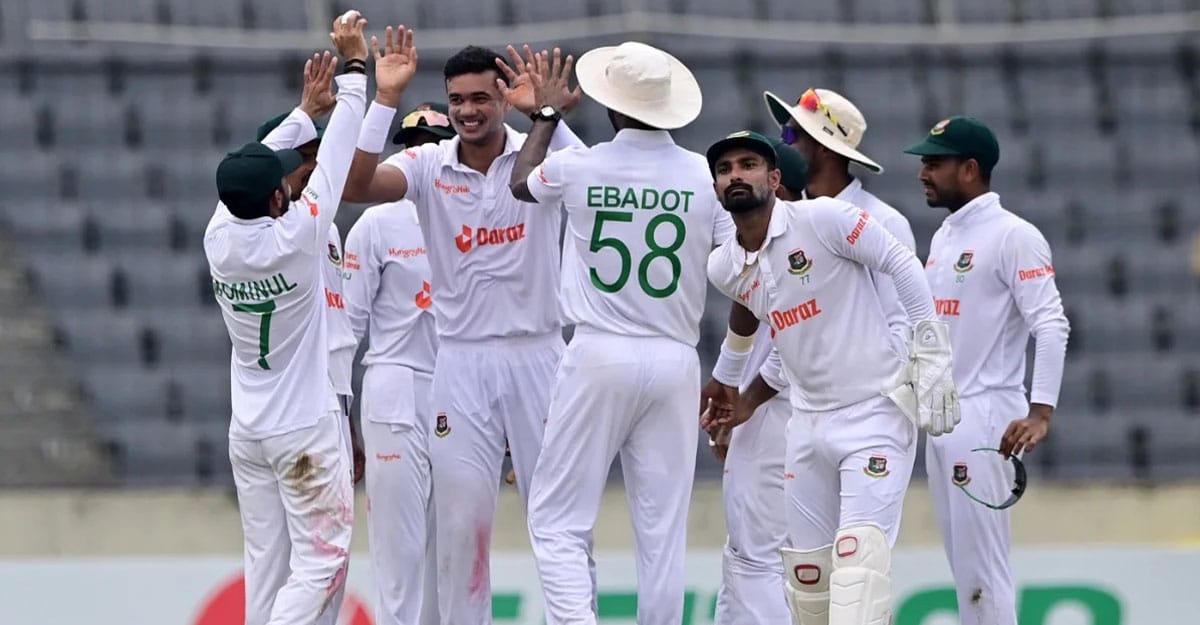টেস্ট ইতিহাসে রেকর্ড জয় বাংলাদেশের
