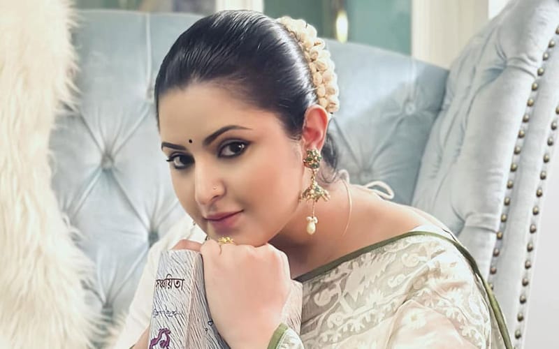 রাজের ফোন চুরি কি আমি করছি : পরীমণি